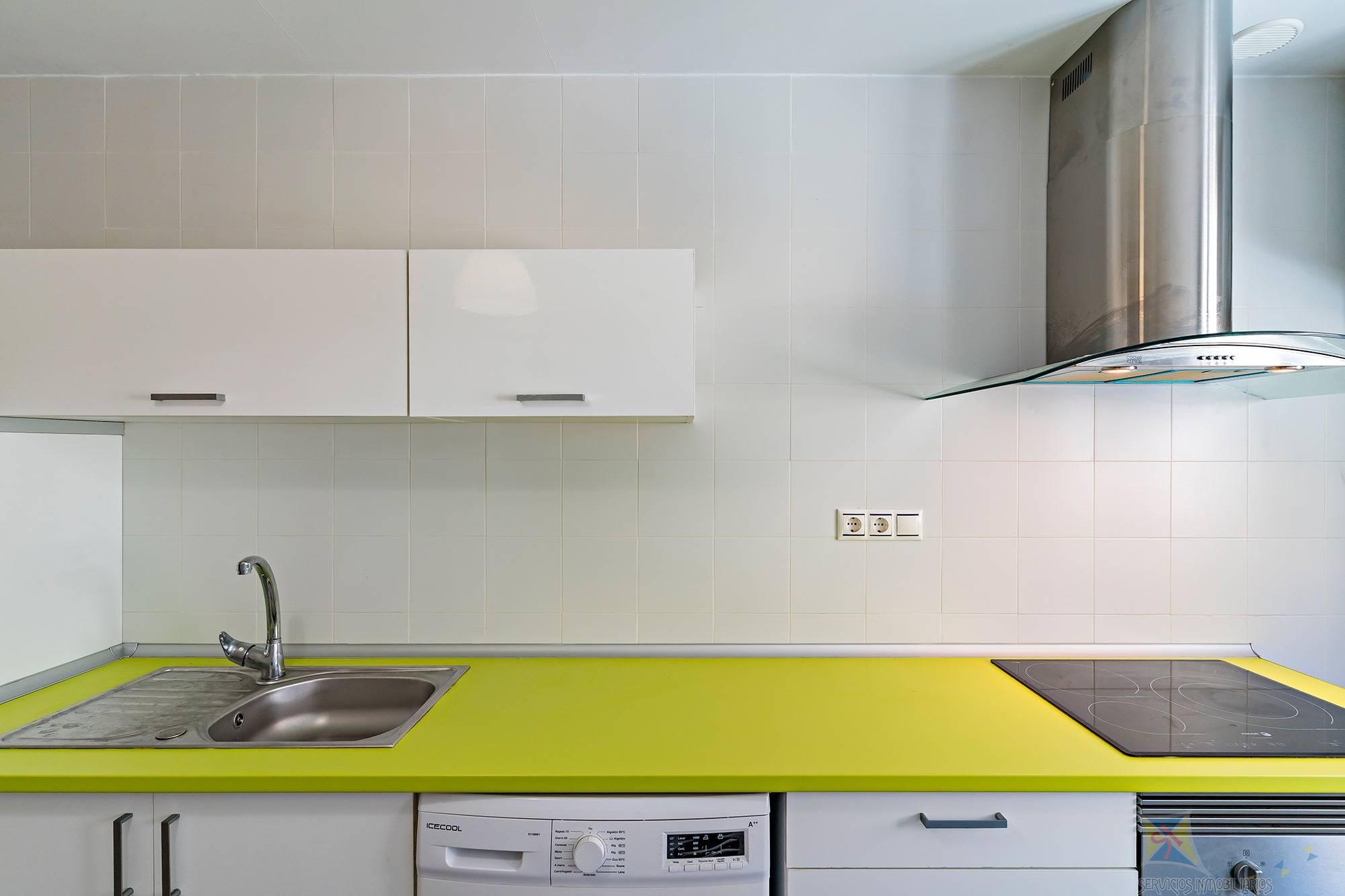 For sale of flat in Aguadulce