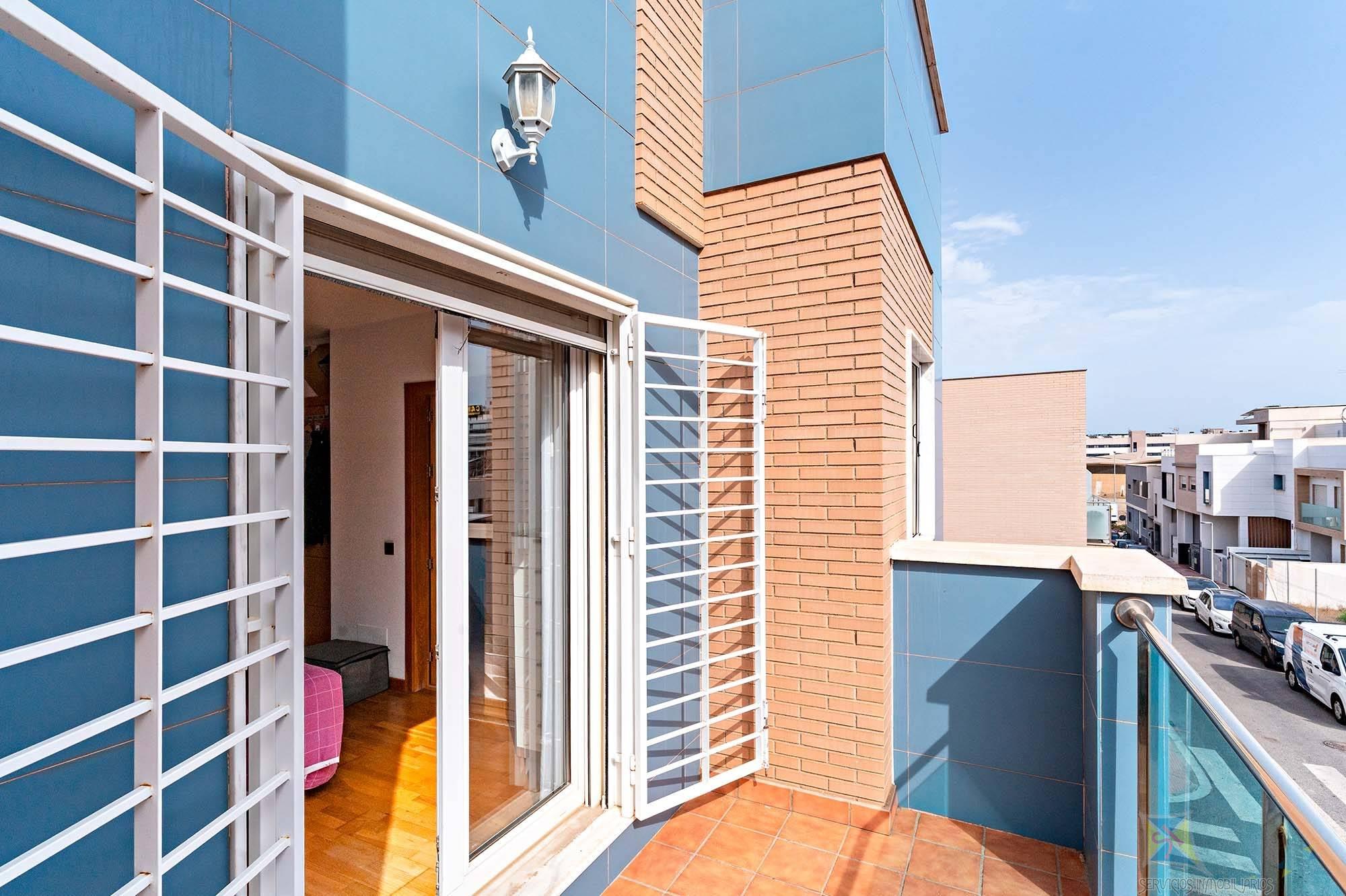 For sale of house in Almería