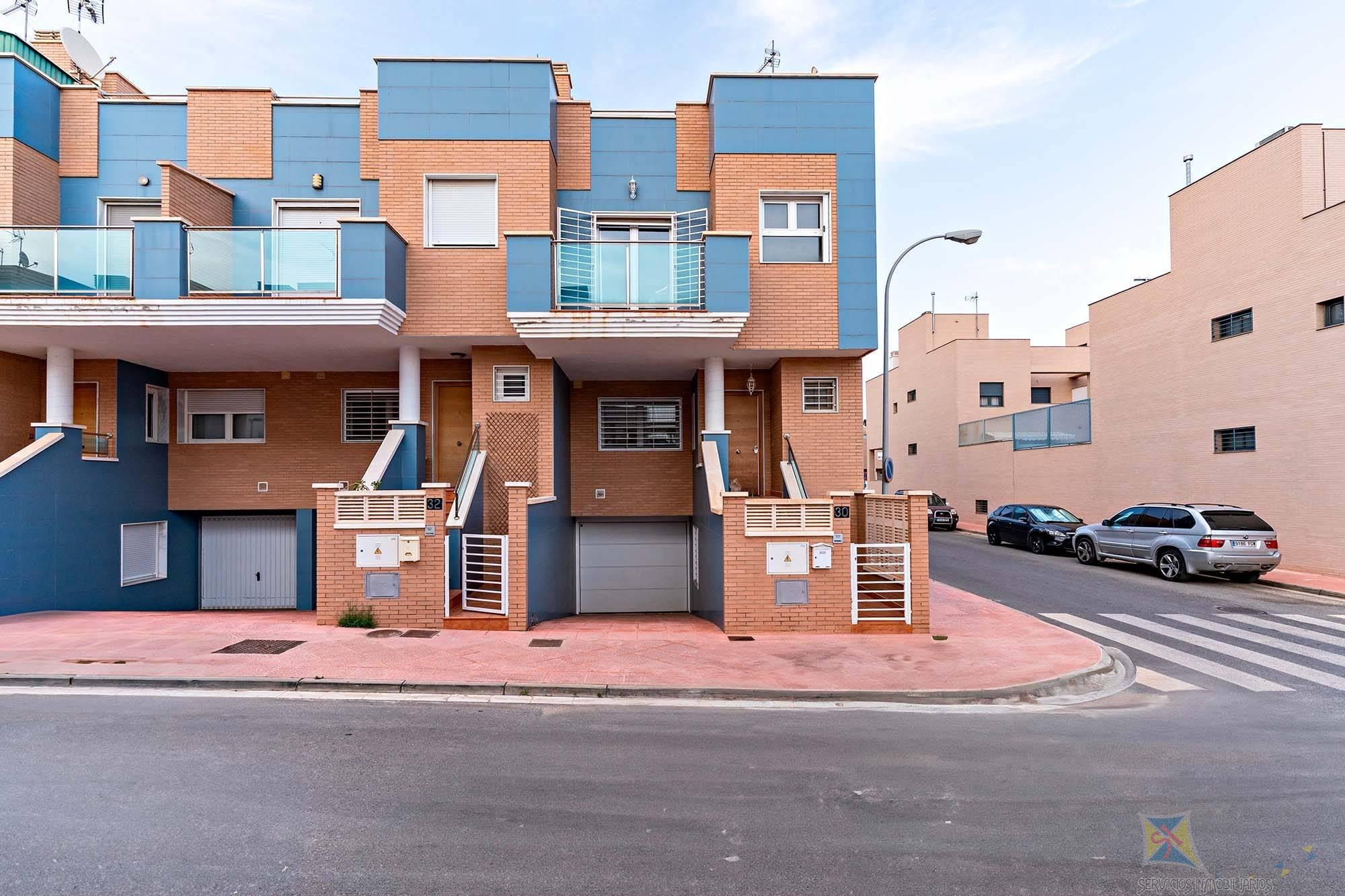 For sale of house in Almería
