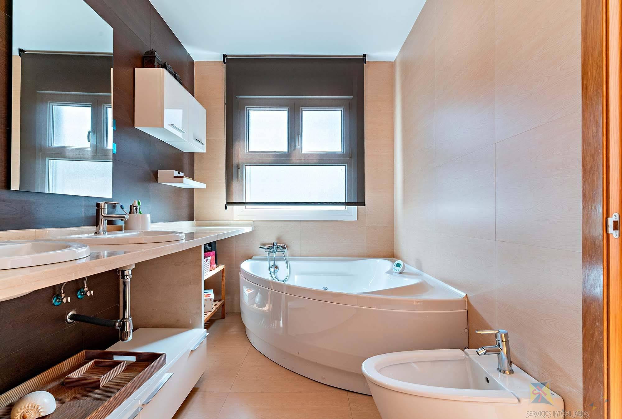 Venta de casa en Almería