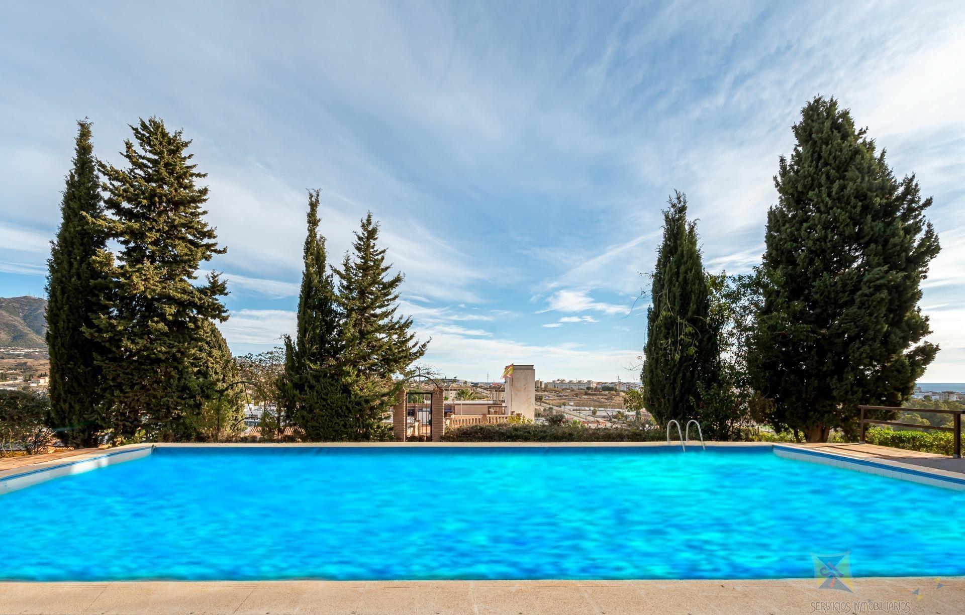 For sale of chalet in Mijas