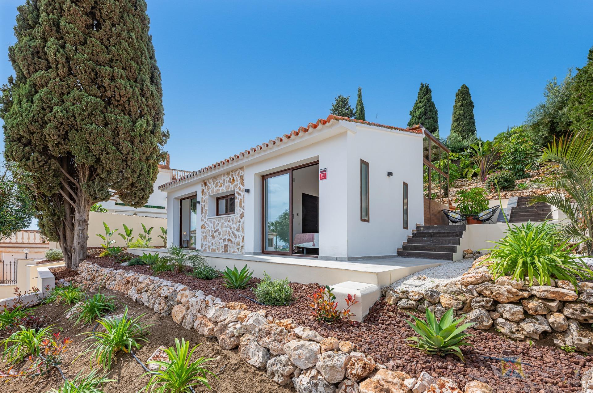 For sale of chalet in Mijas