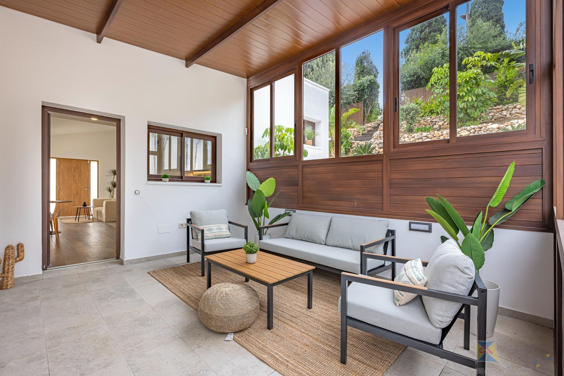 For sale of chalet in Mijas