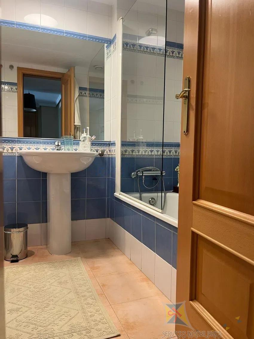 For sale of apartment in Estepona