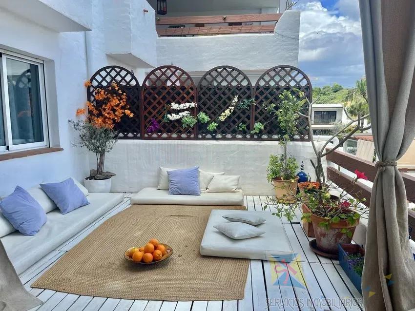 For sale of apartment in Estepona