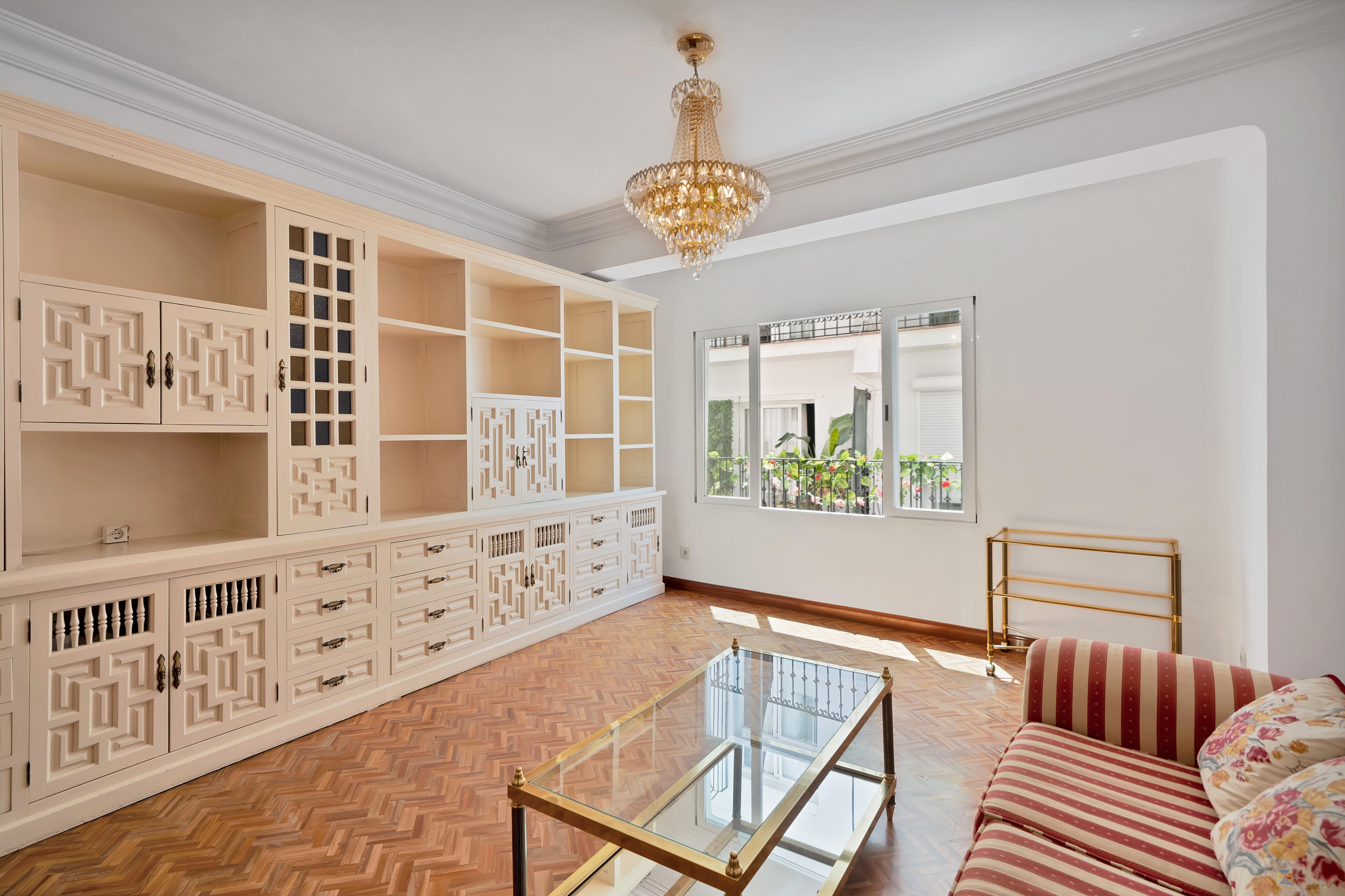 For sale of apartment in Marbella
