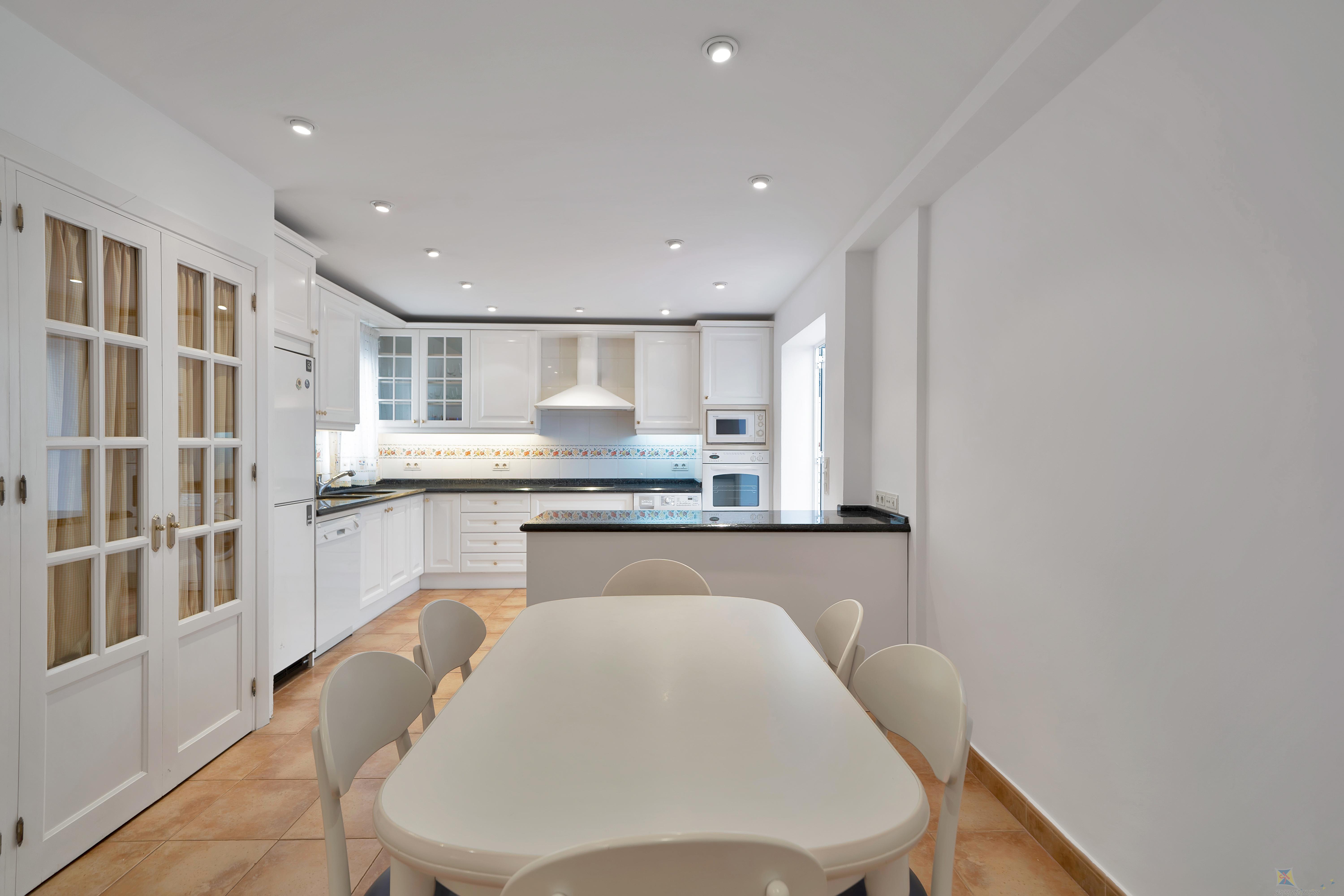 For sale of apartment in Marbella