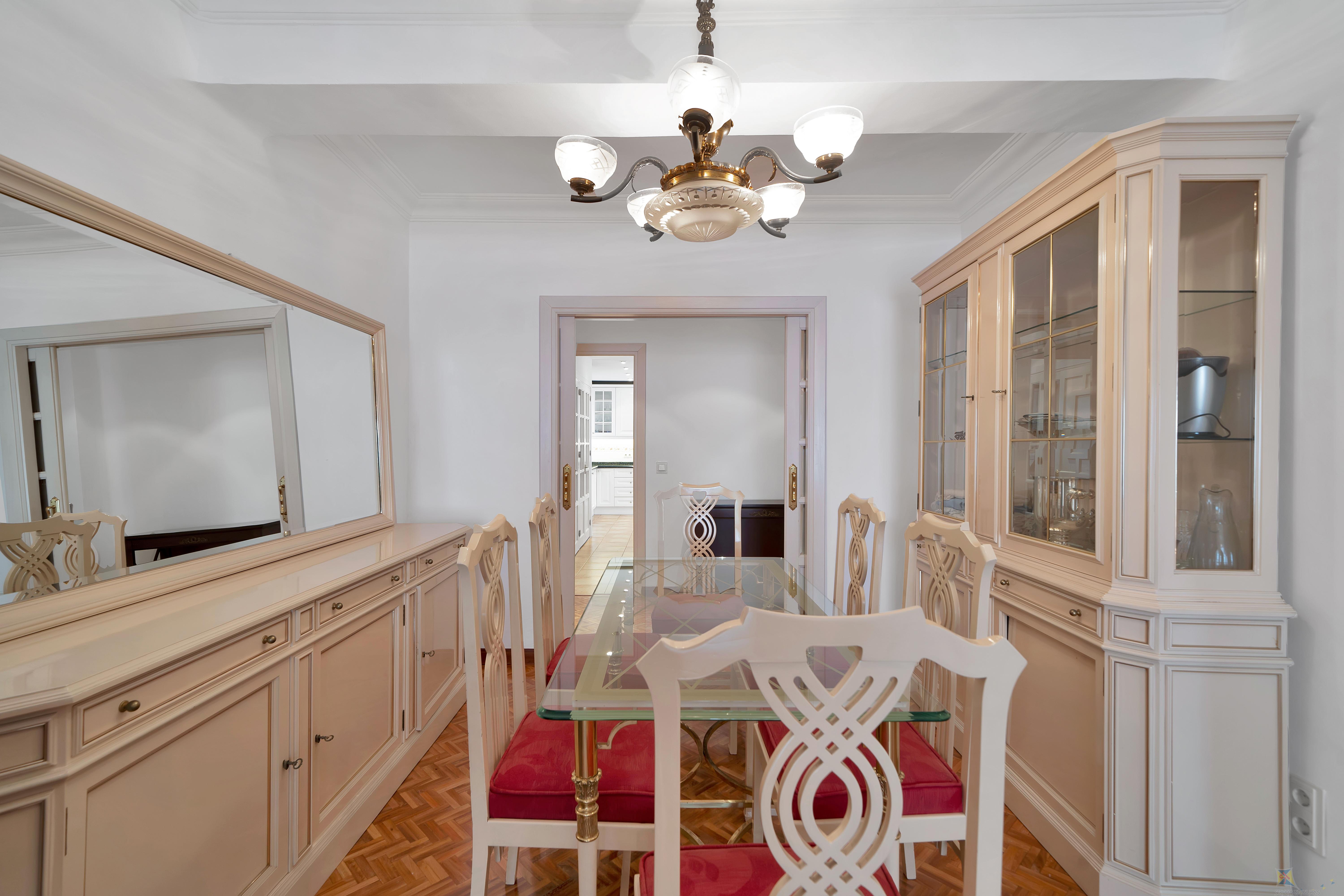 For sale of apartment in Marbella