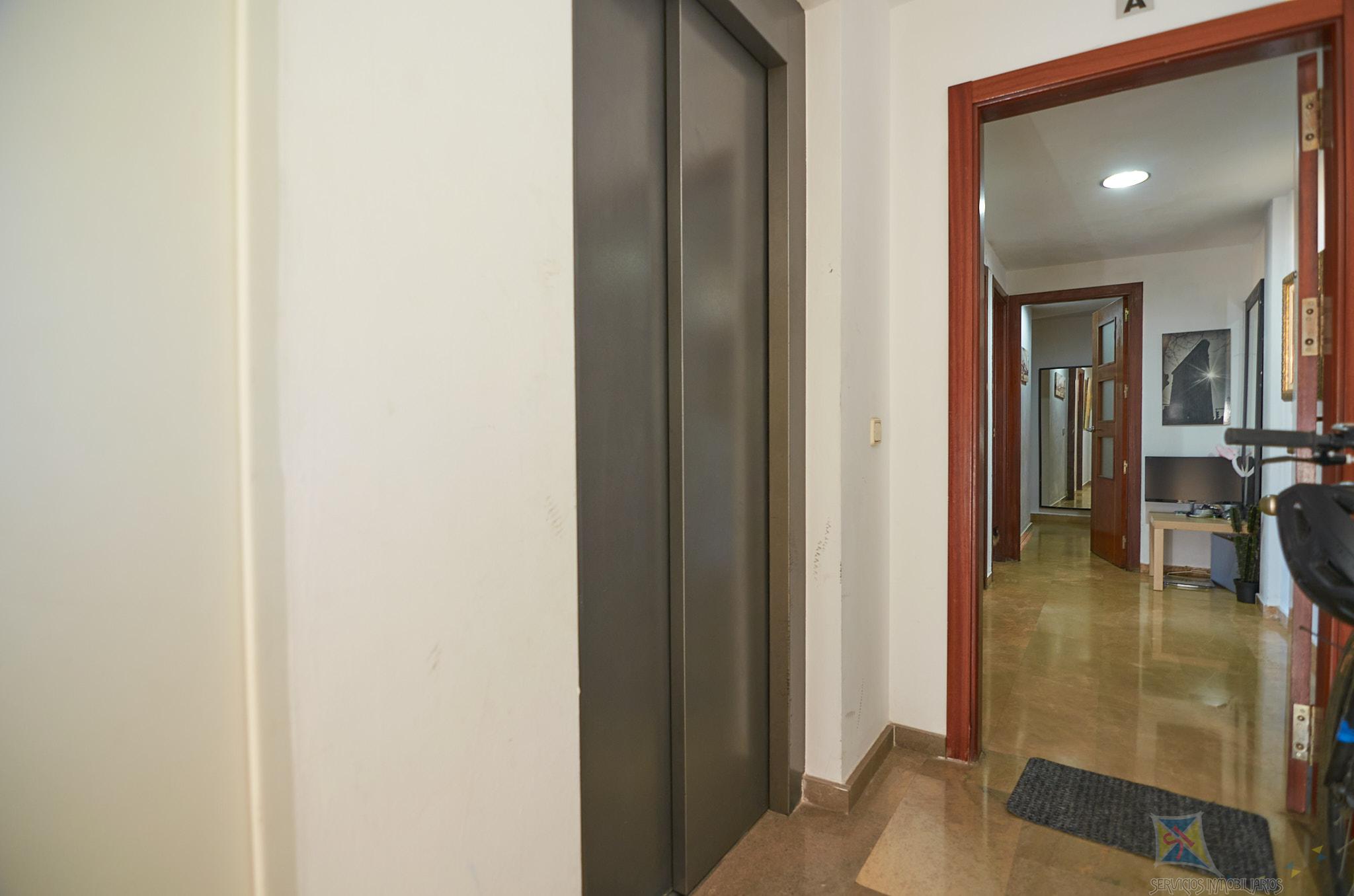 For sale of apartment in Málaga