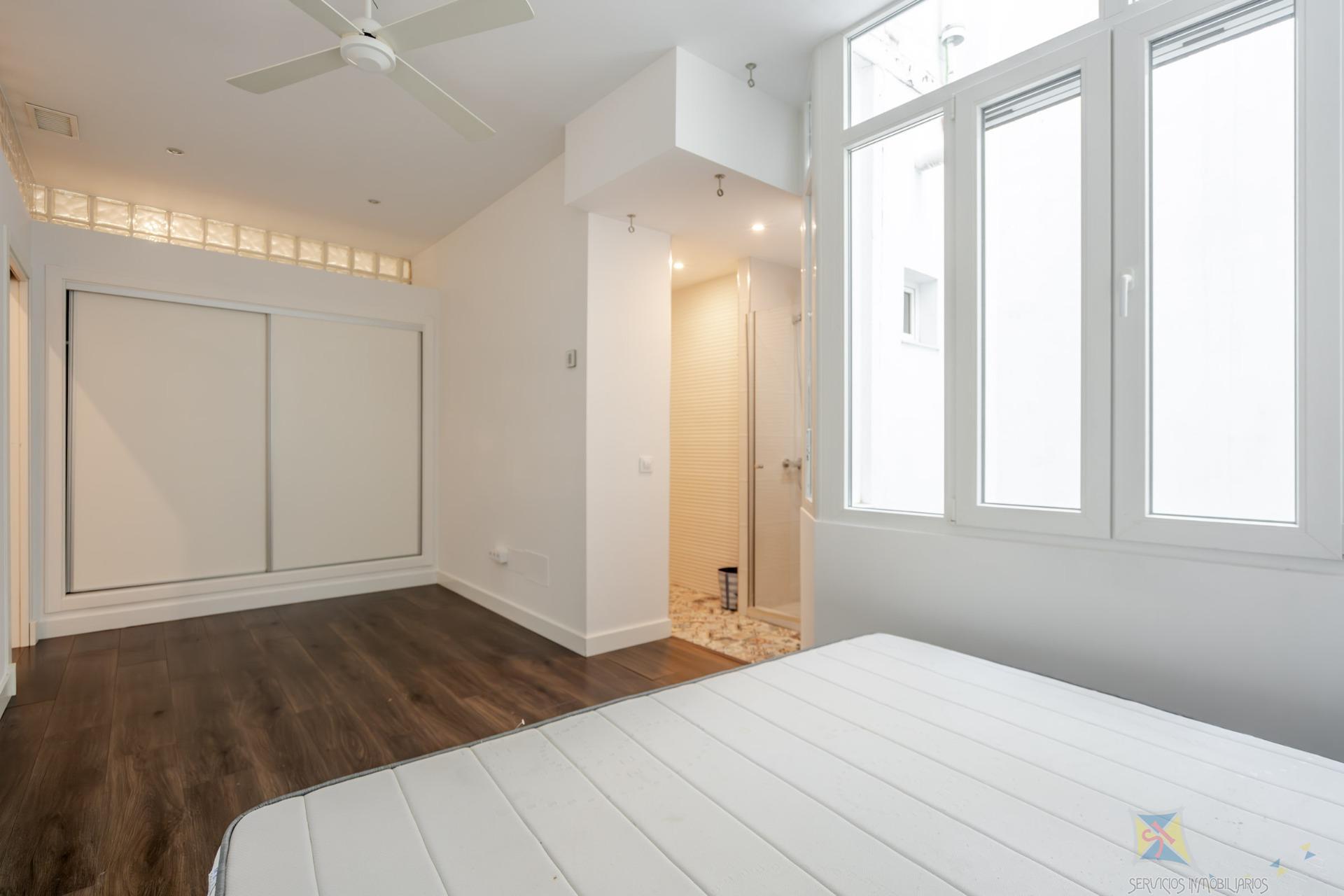 For sale of flat in Cadiz
