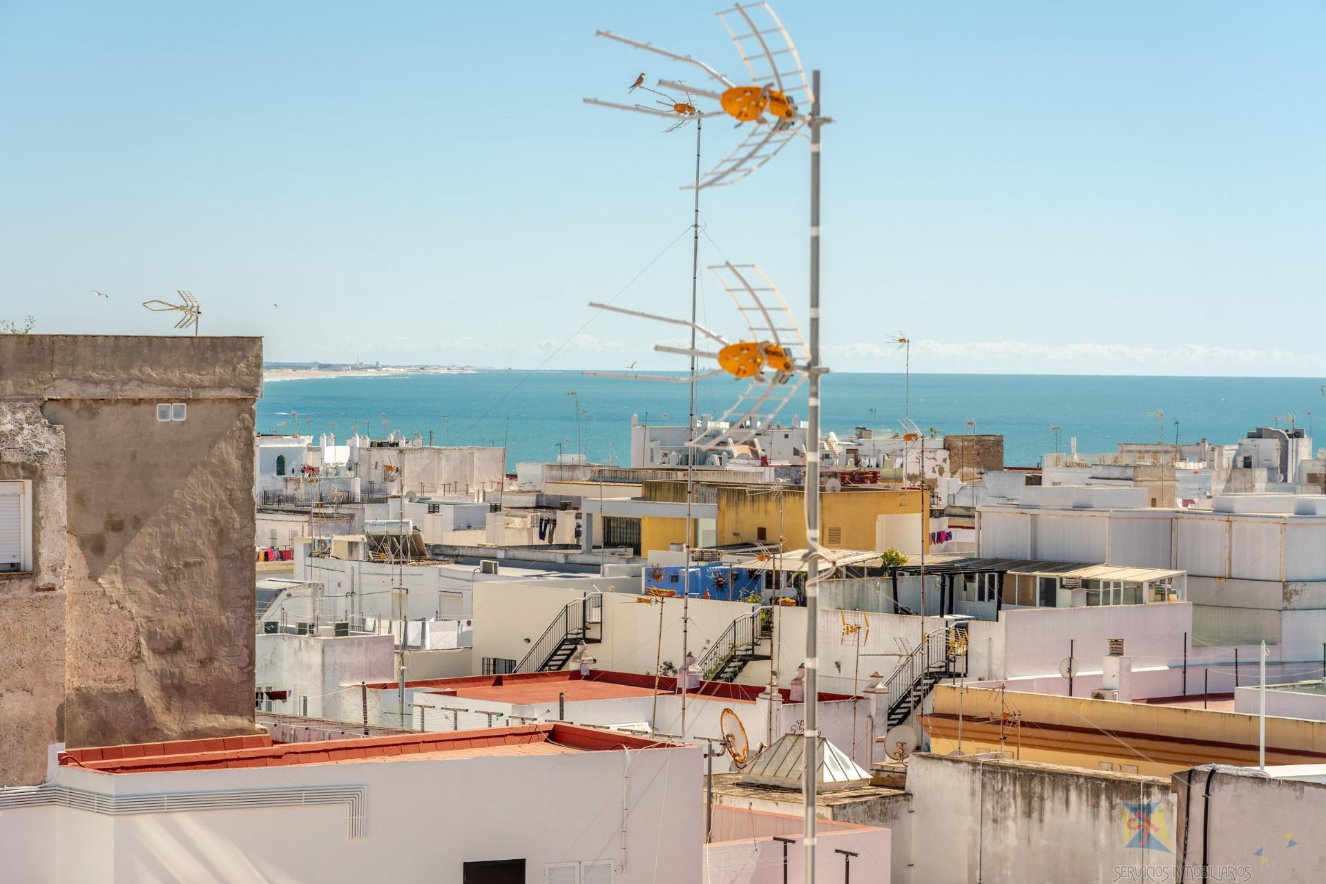 For sale of flat in Cadiz