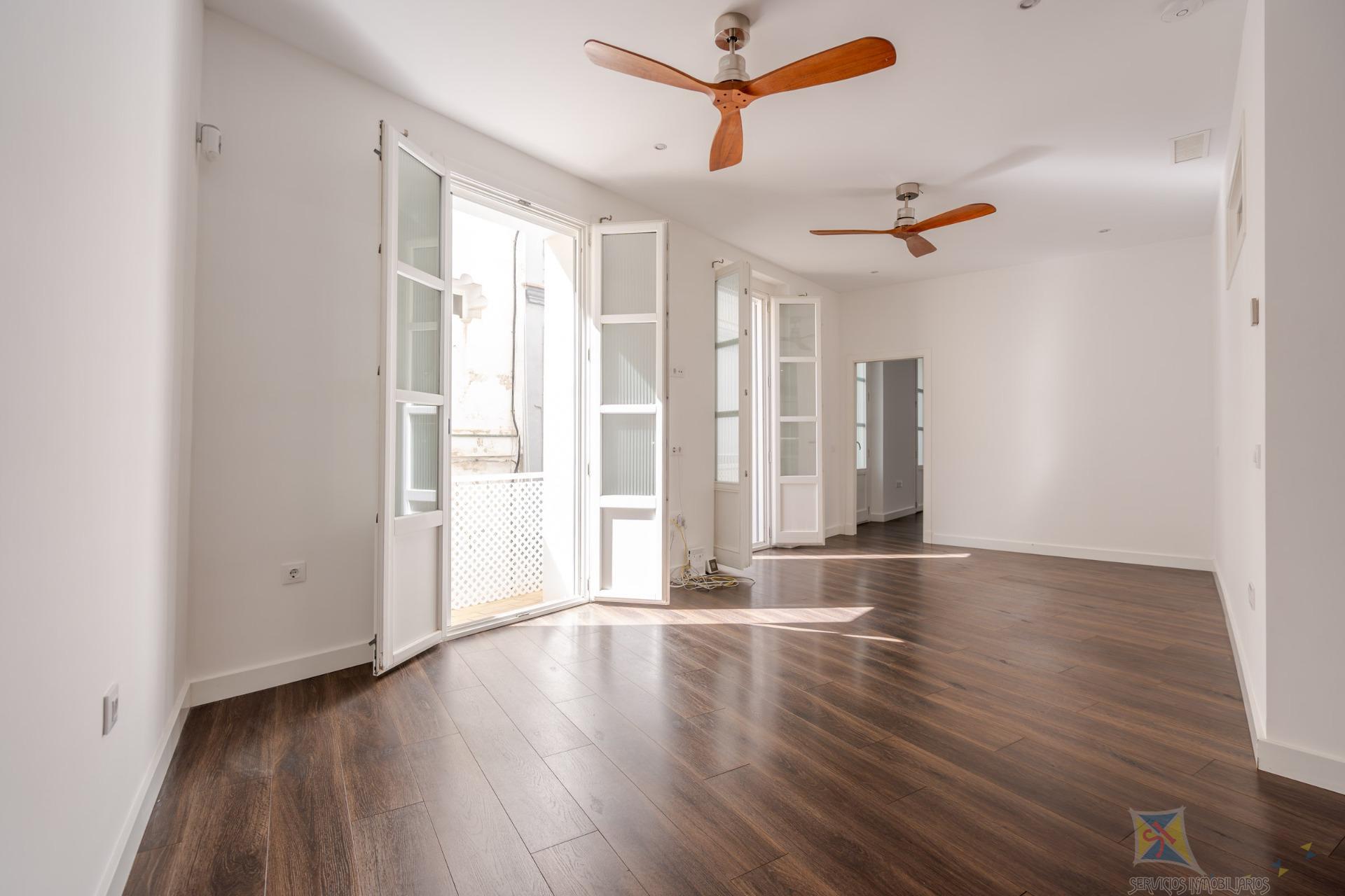 For sale of flat in Cadiz