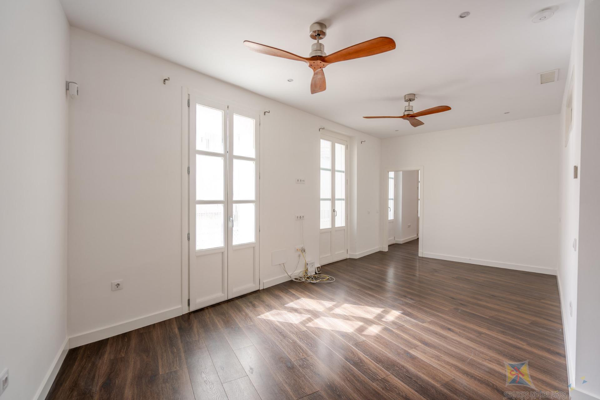 For sale of flat in Cadiz