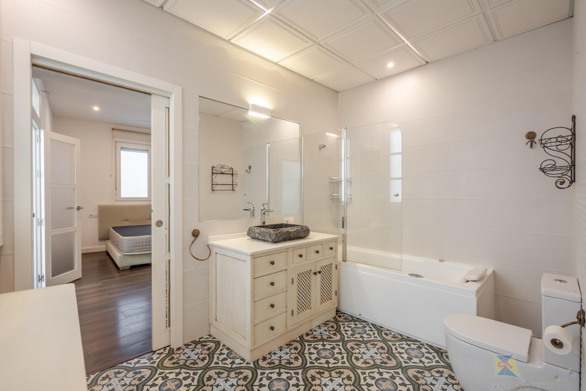 For sale of flat in Cadiz