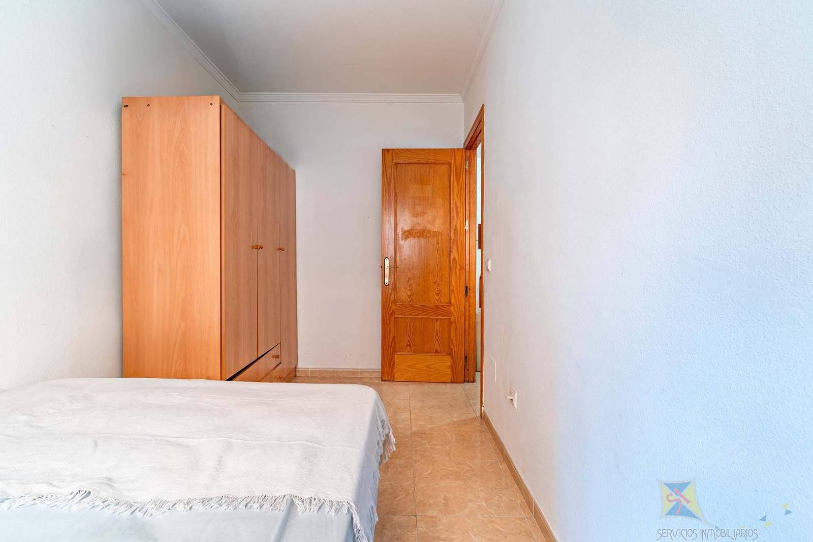 For sale of ground floor in Roquetas de Mar