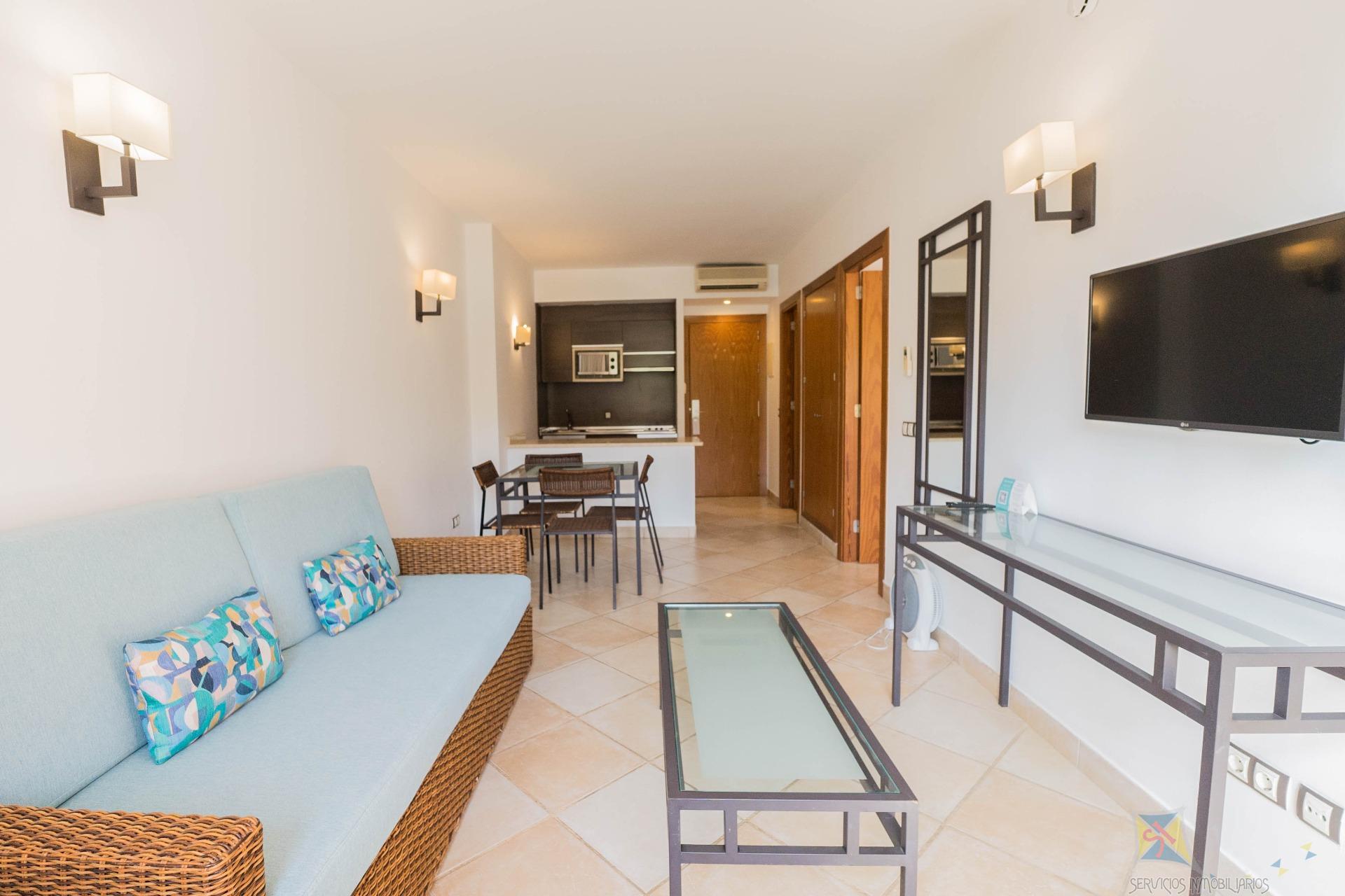 For sale of flat in Benahavís