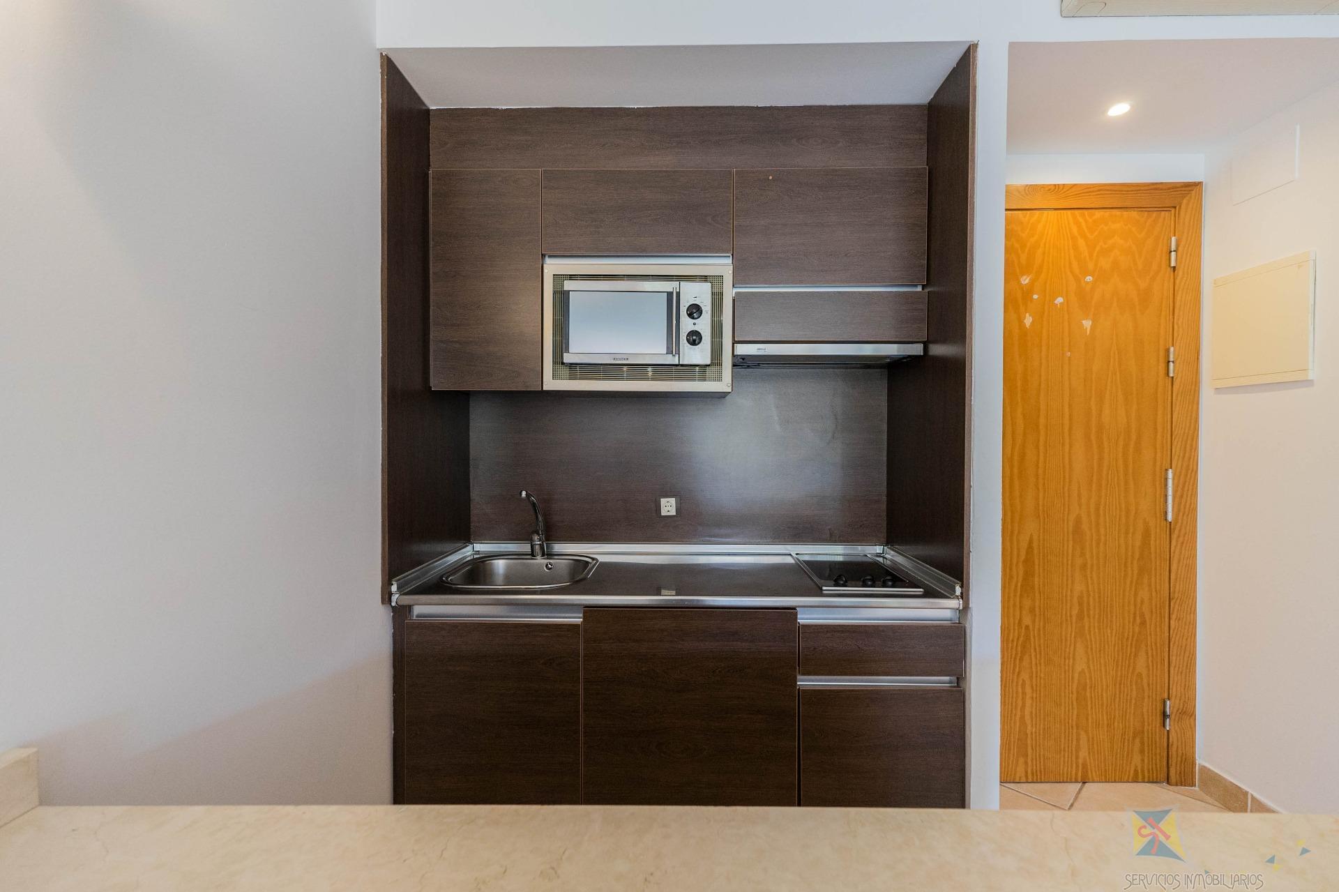 For sale of flat in Benahavís