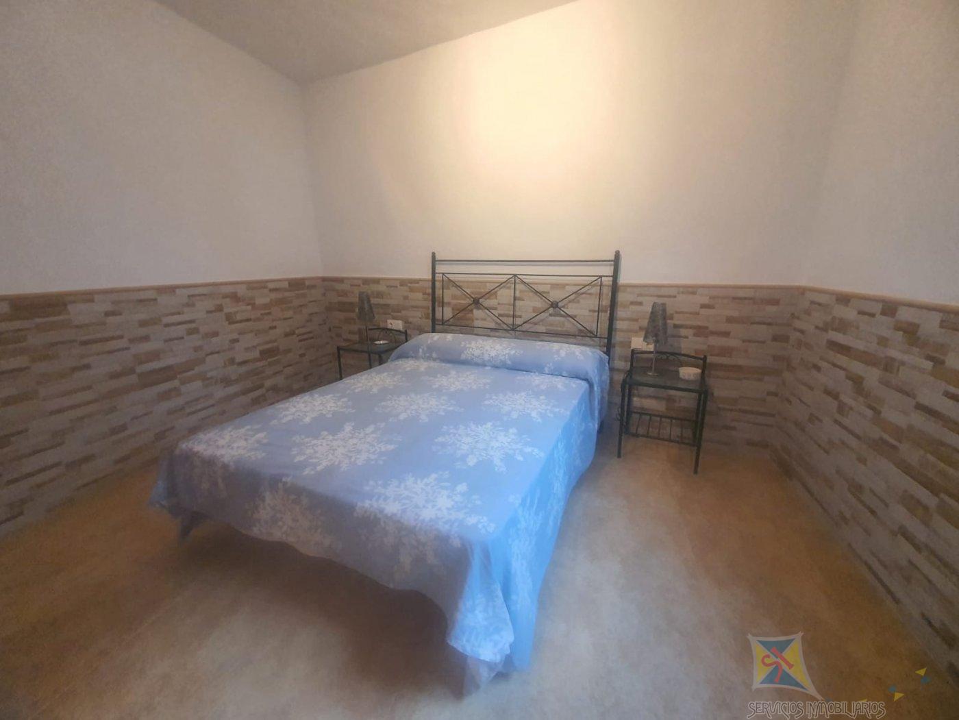 For sale of house in Fondon