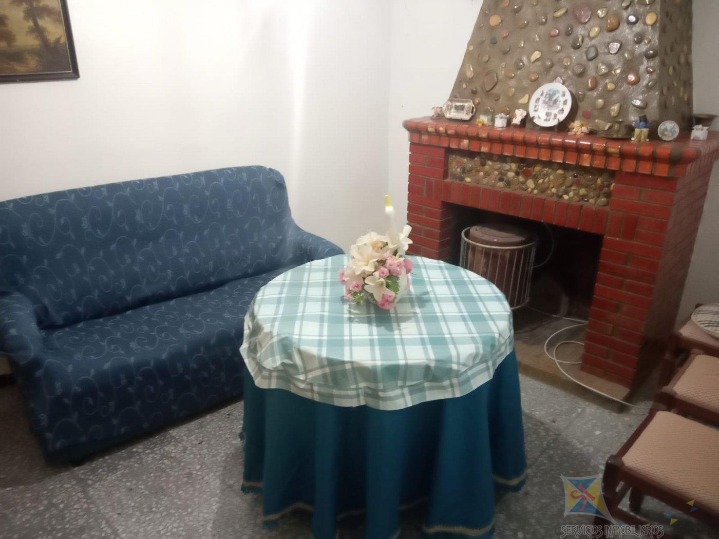 For sale of house in Fondon