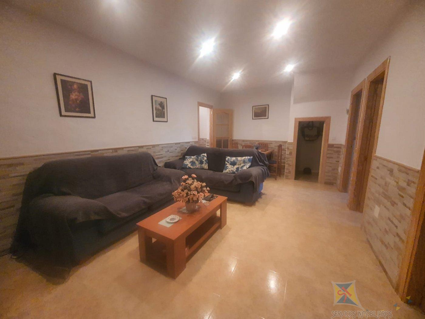 For sale of house in Fondon