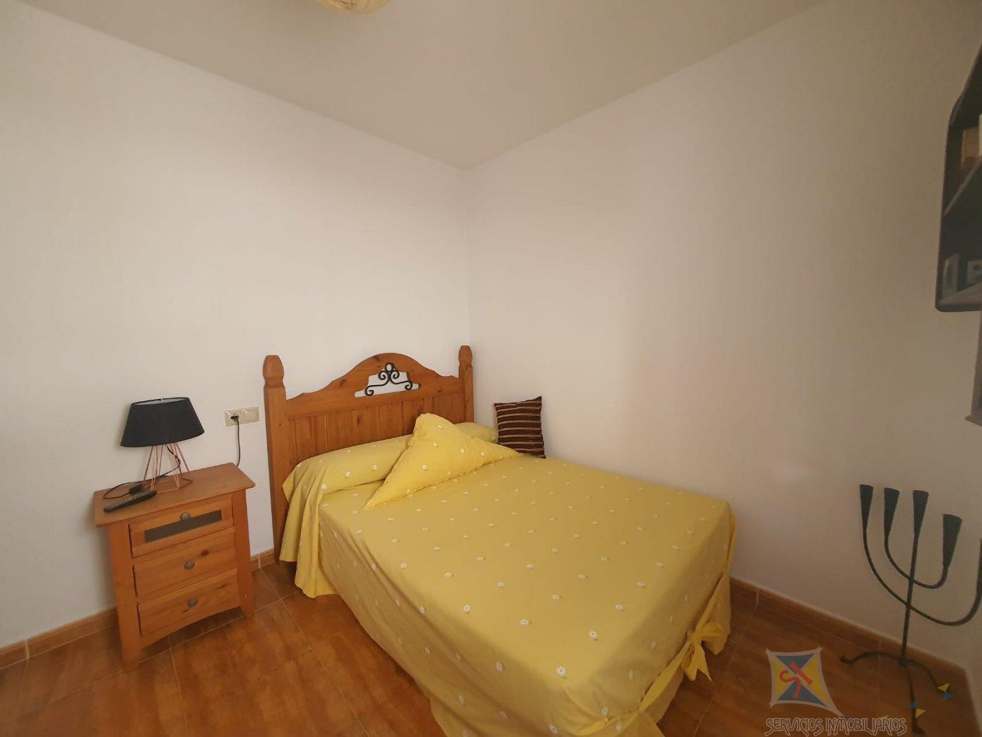 For sale of house in Fondon