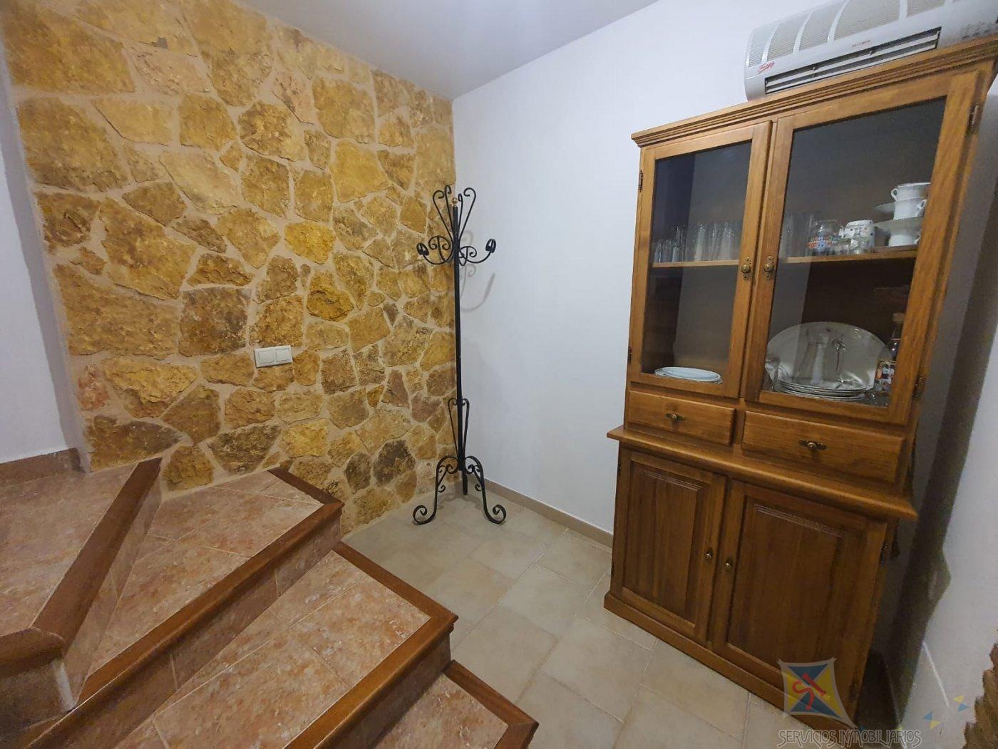 For sale of house in Fondon