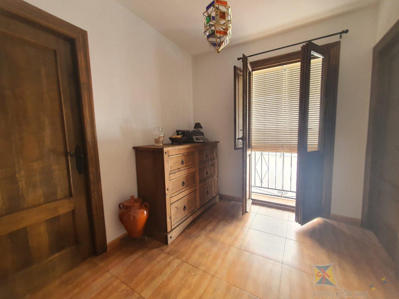 For sale of house in Fondon