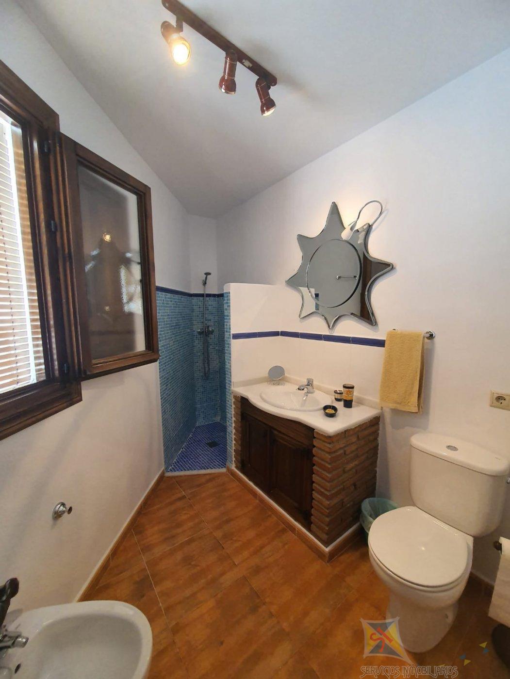 For sale of house in Fondon