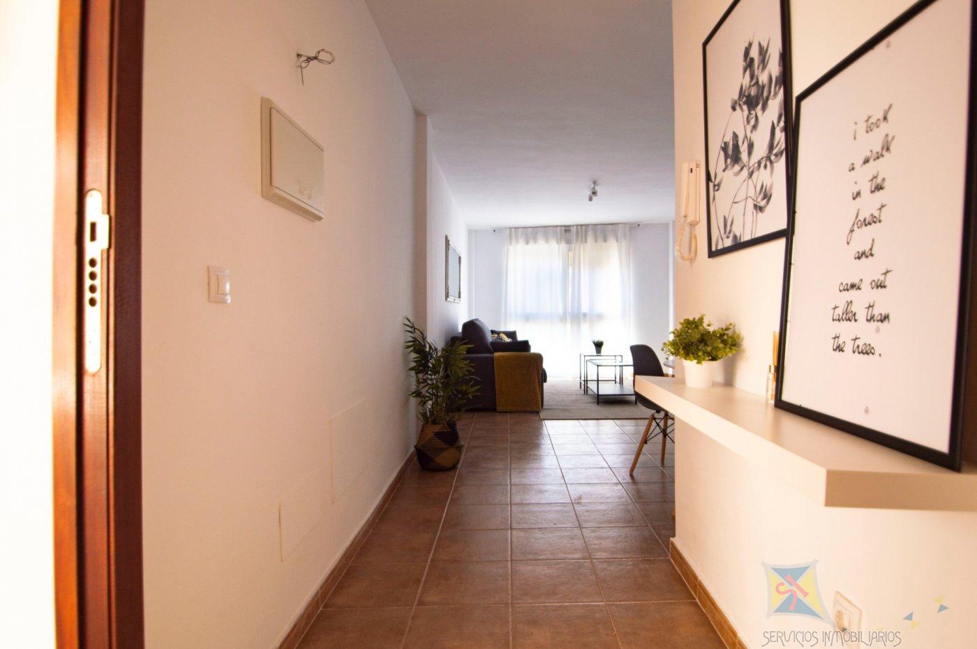 For sale of flat in Láujar de Andarax