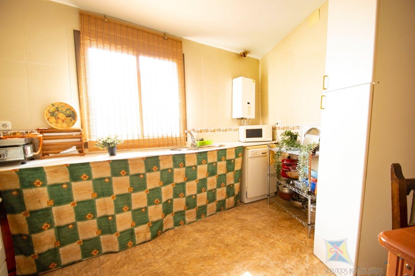 For sale of house in Gergal