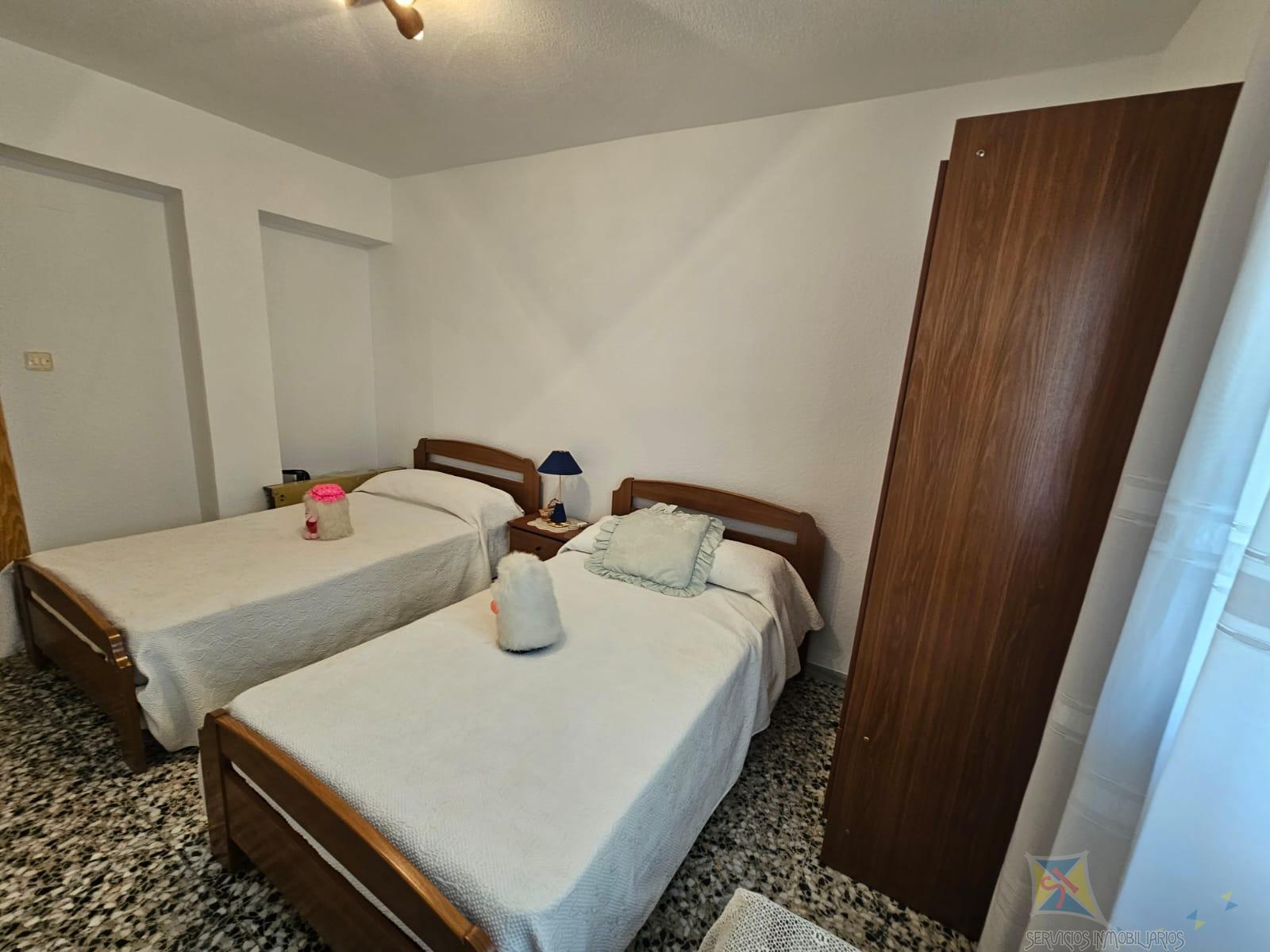 For sale of flat in Paterna del Rio