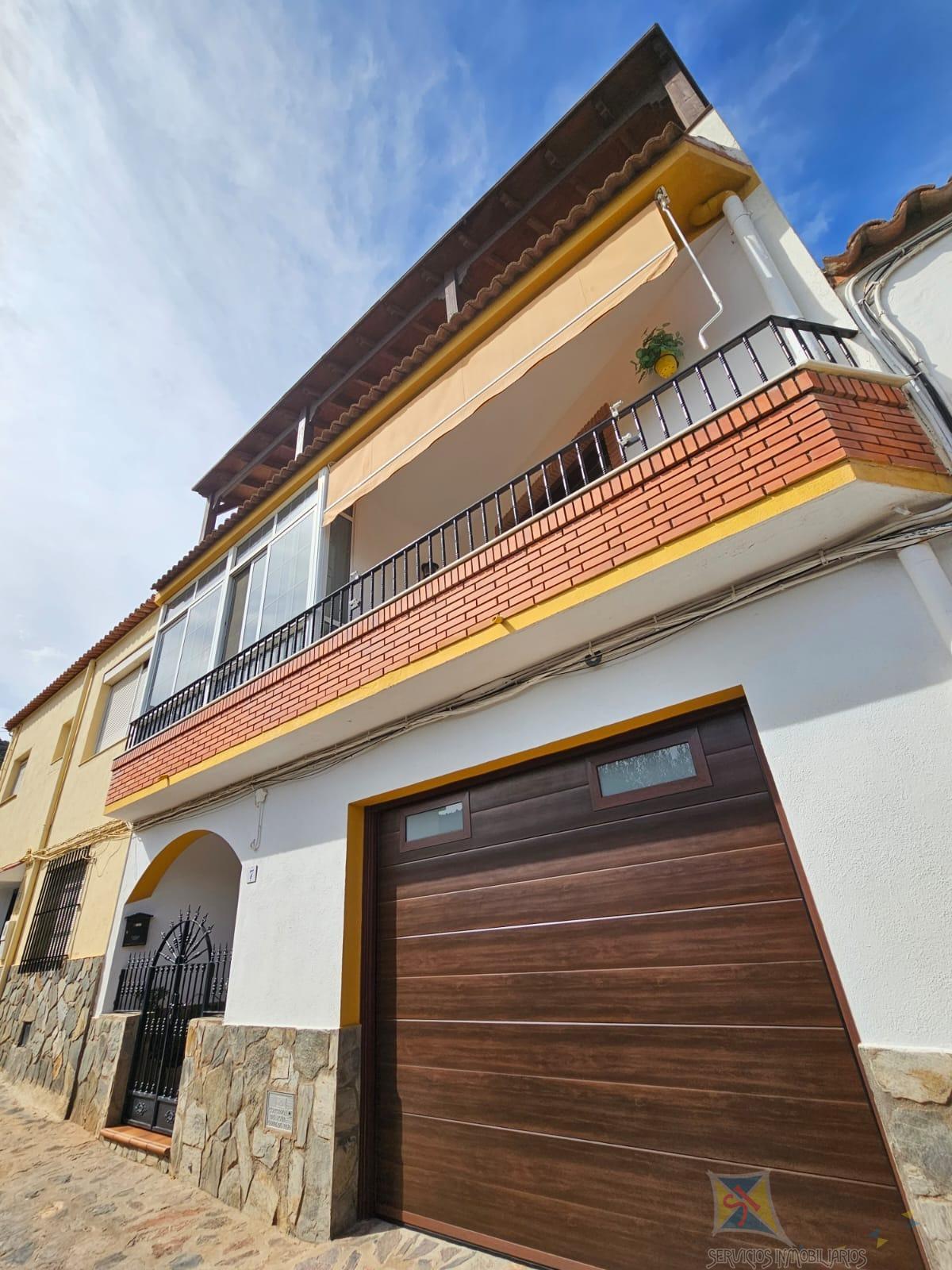 For sale of  in Fondon