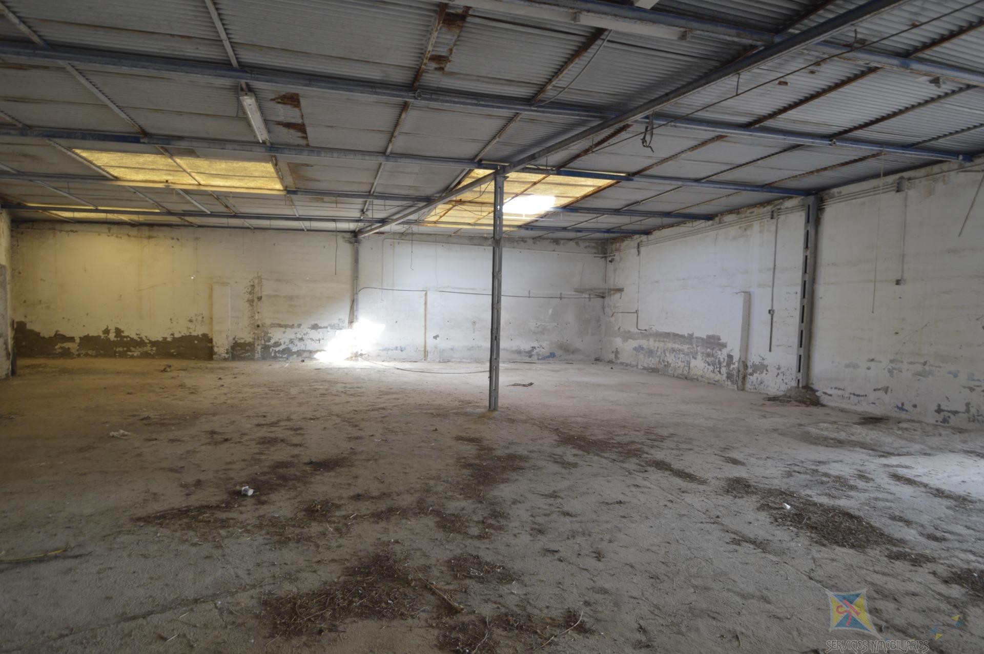 For sale of industrial plant/warehouse in La Mojonera