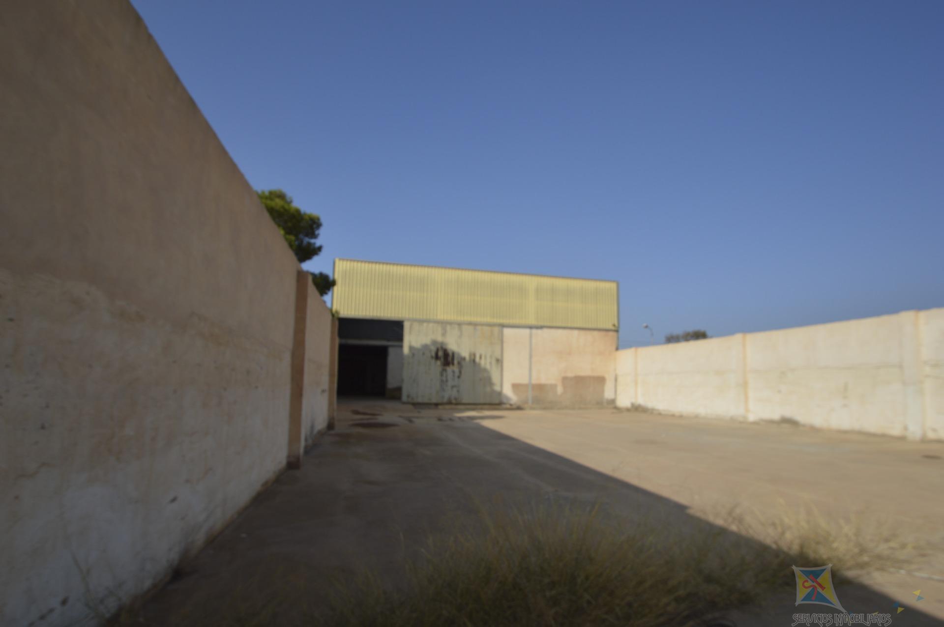 For sale of industrial plant/warehouse in La Mojonera