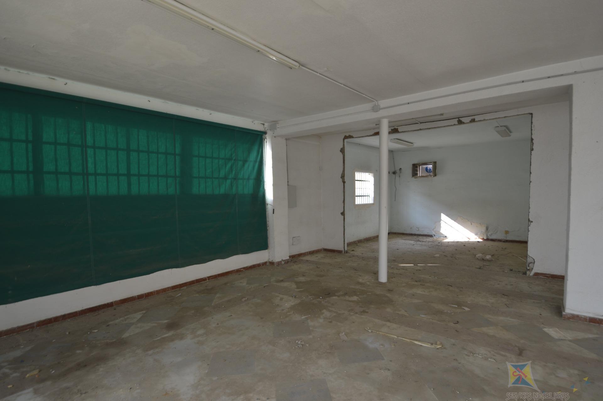 For sale of industrial plant/warehouse in La Mojonera