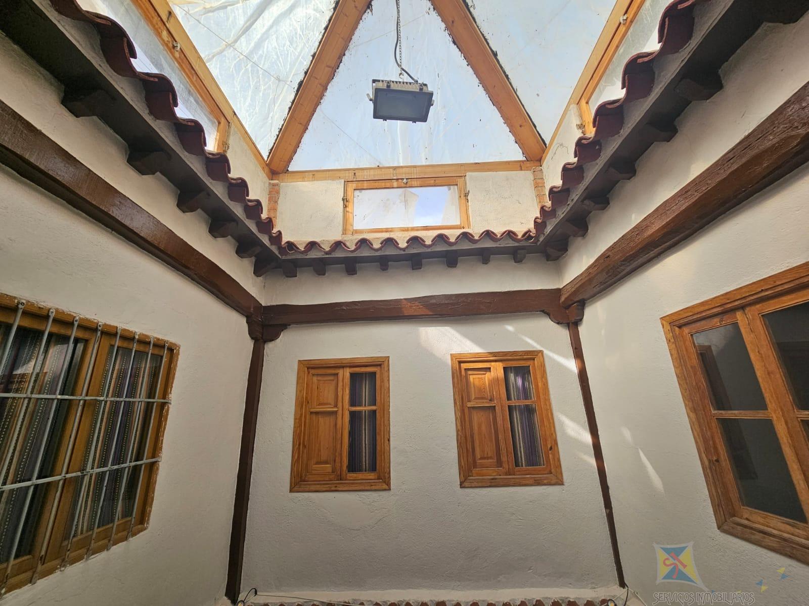 For sale of house in Láujar de Andarax