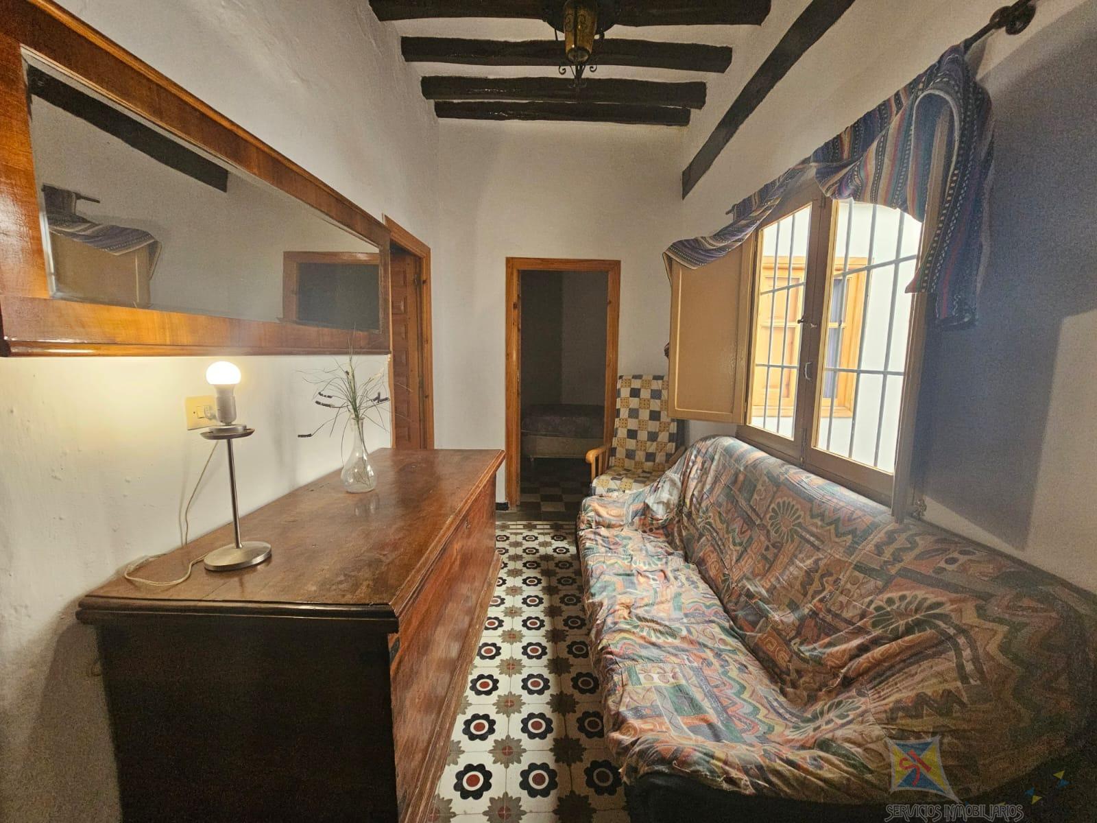 For sale of house in Láujar de Andarax