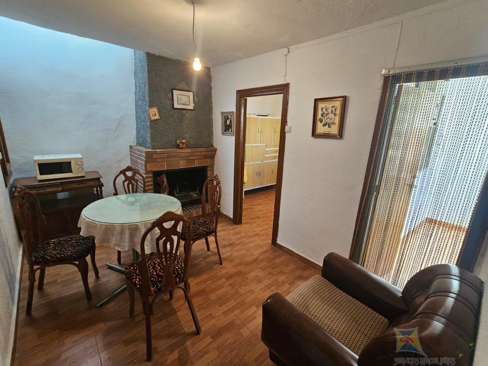 For sale of house in Láujar de Andarax