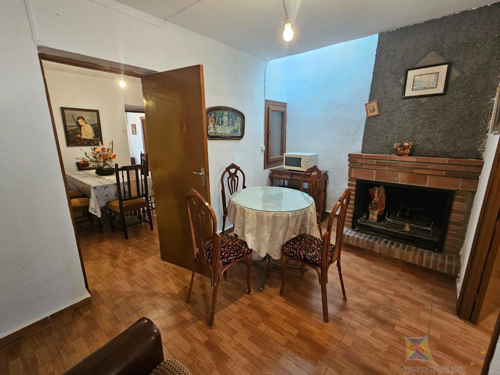 For sale of house in Láujar de Andarax
