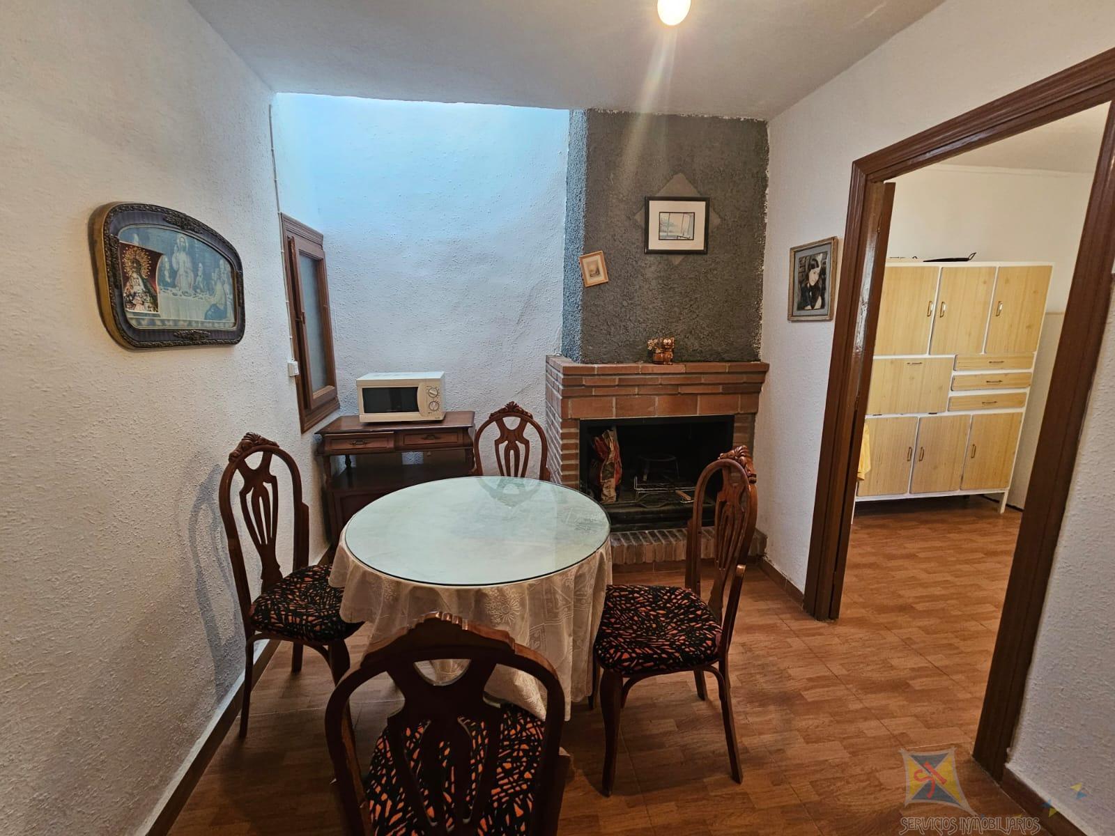 For sale of house in Láujar de Andarax