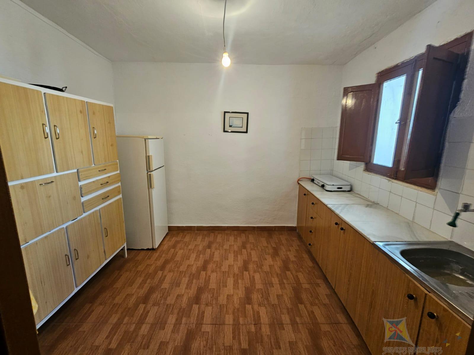 For sale of house in Láujar de Andarax