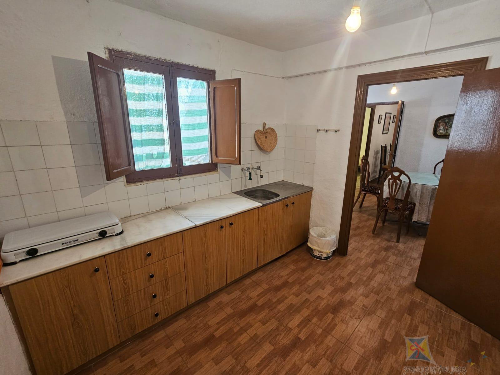 For sale of house in Láujar de Andarax
