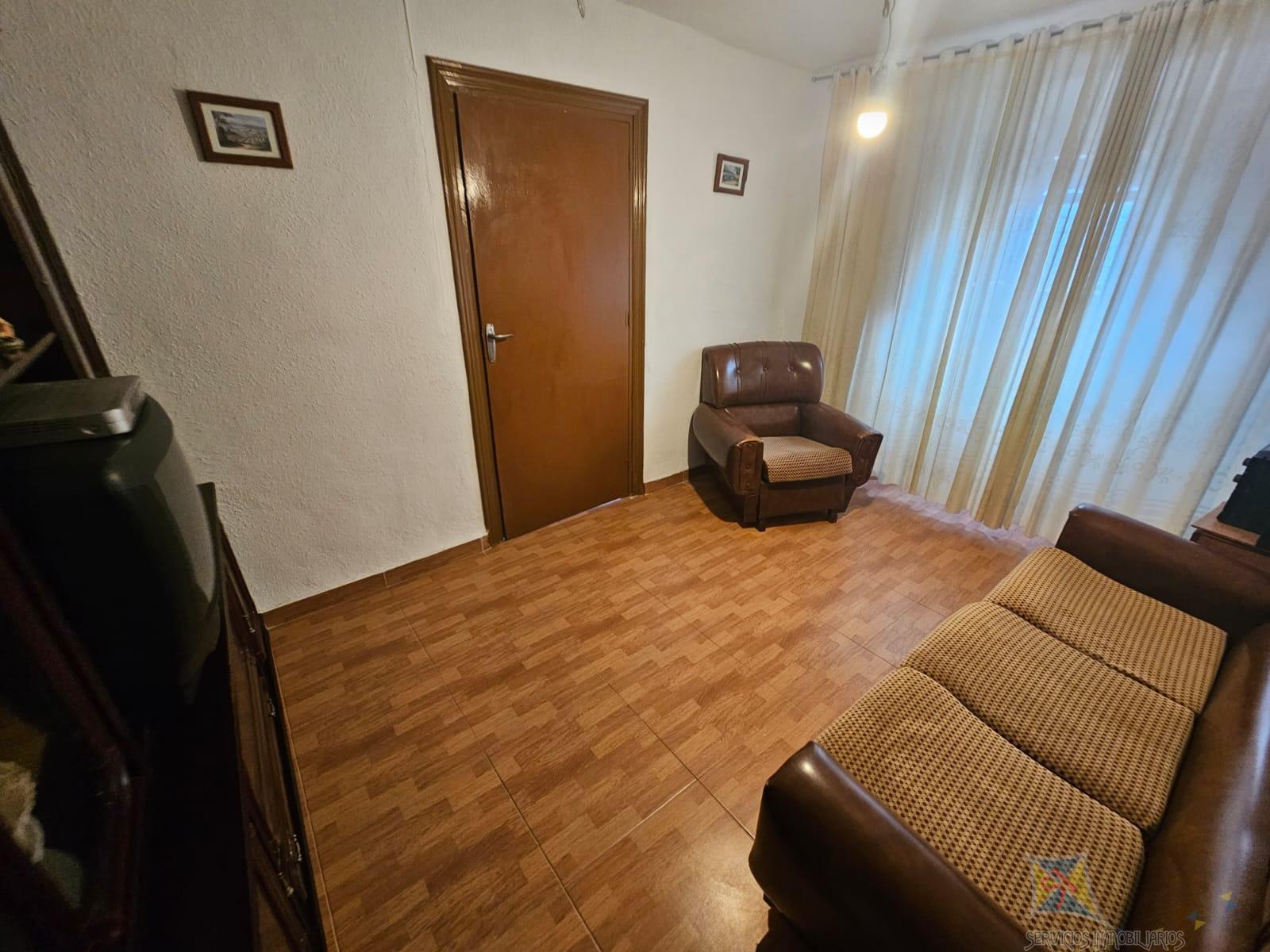 For sale of house in Láujar de Andarax
