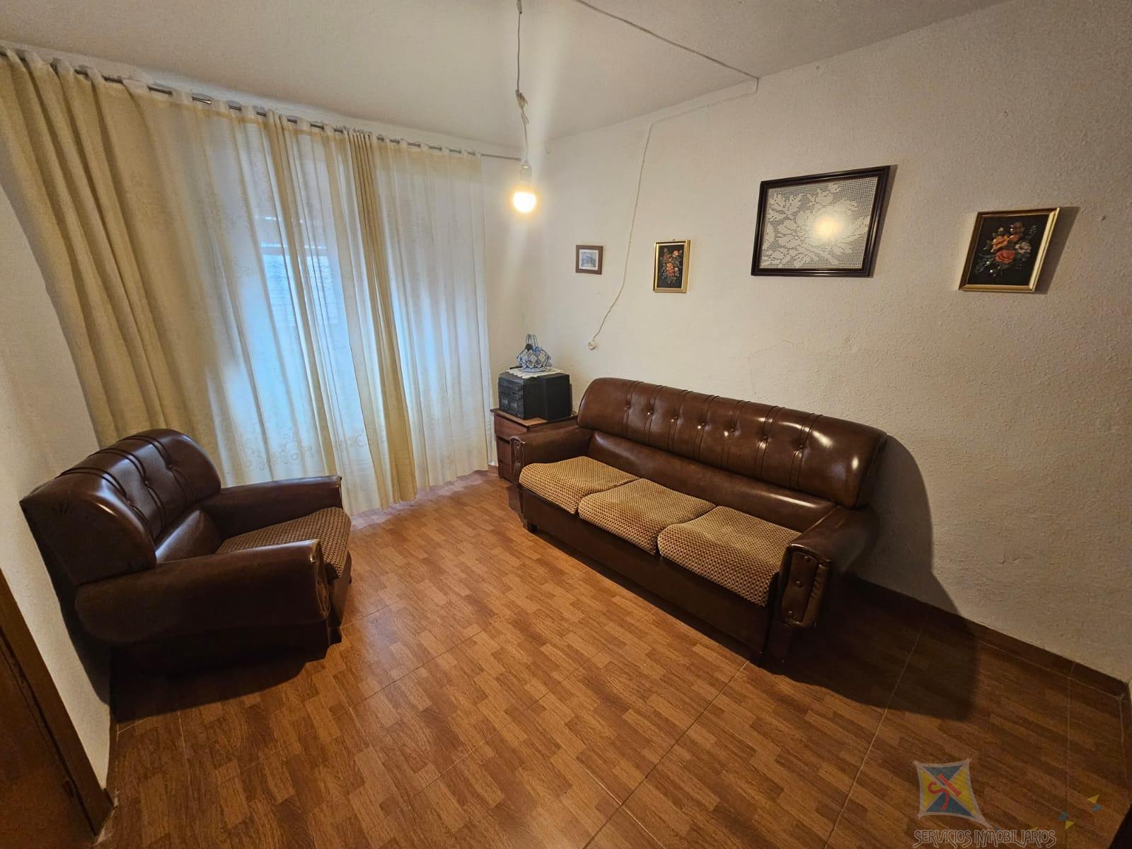 For sale of house in Láujar de Andarax