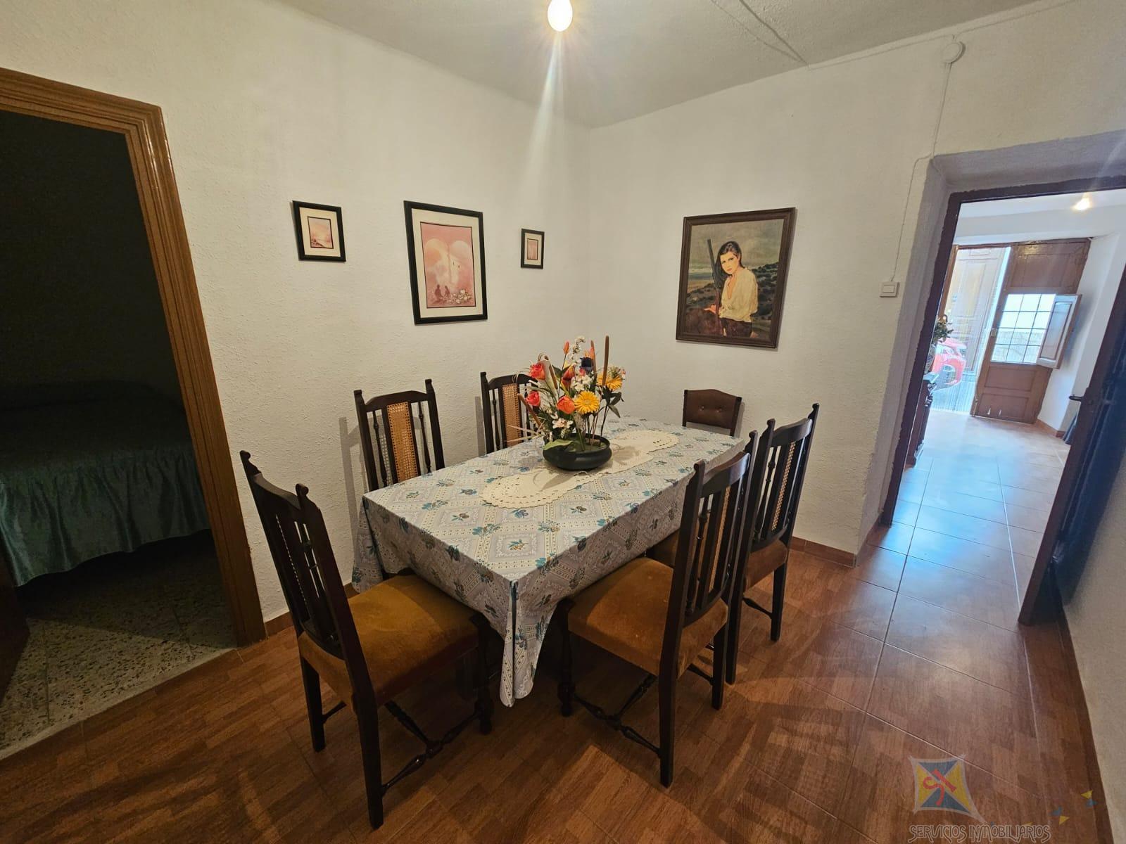 For sale of house in Láujar de Andarax