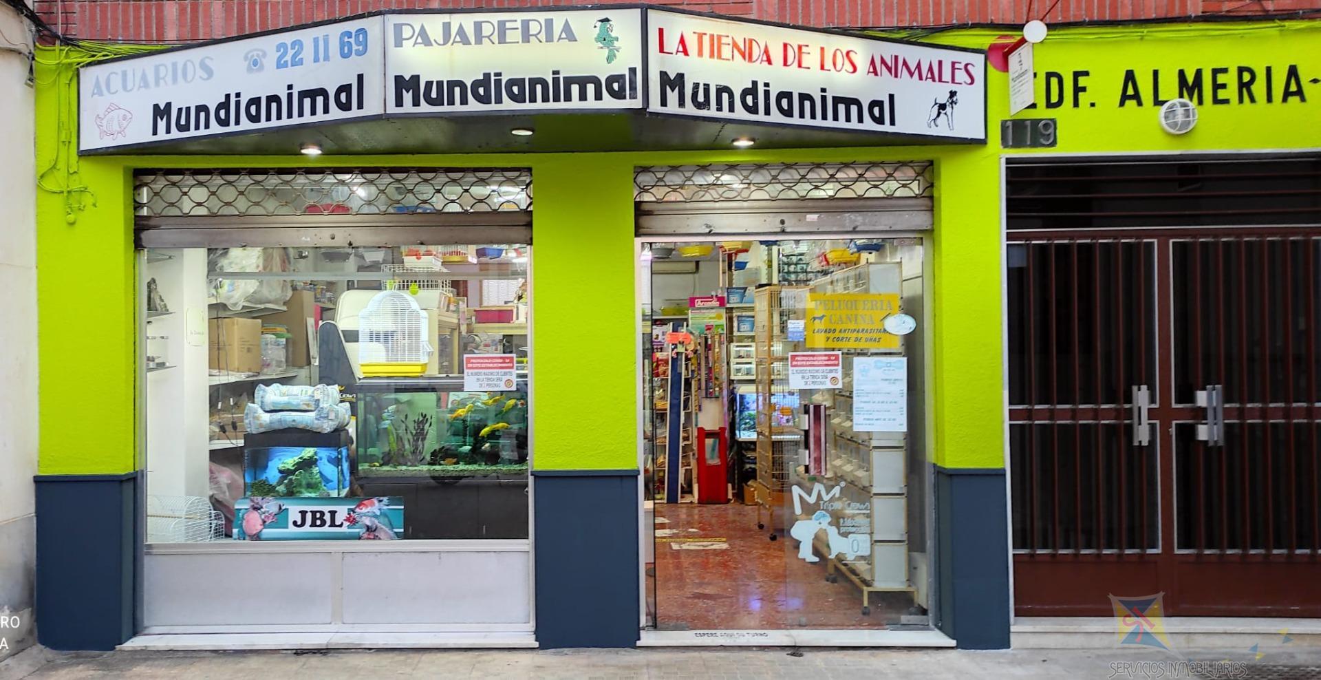 For sale of commercial in Almería