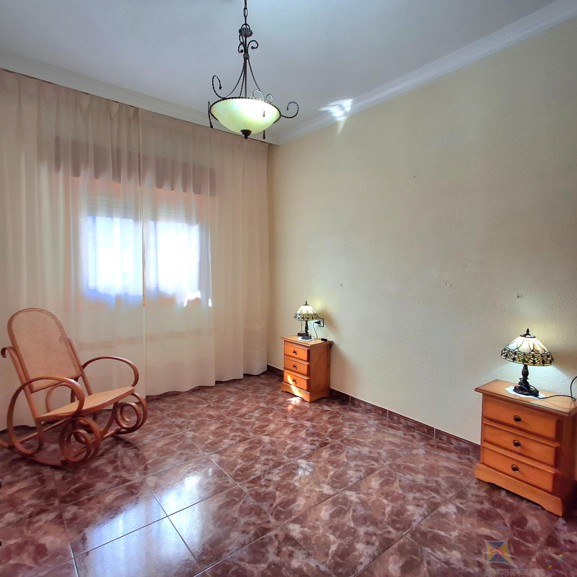 For sale of house in Láujar de Andarax