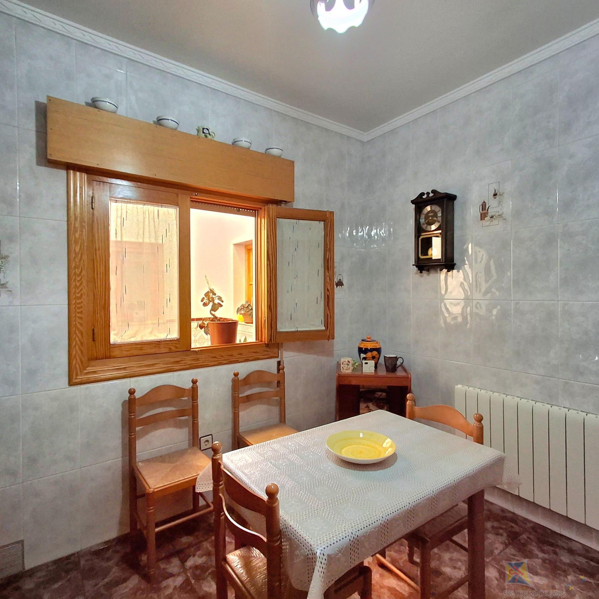 For sale of house in Láujar de Andarax