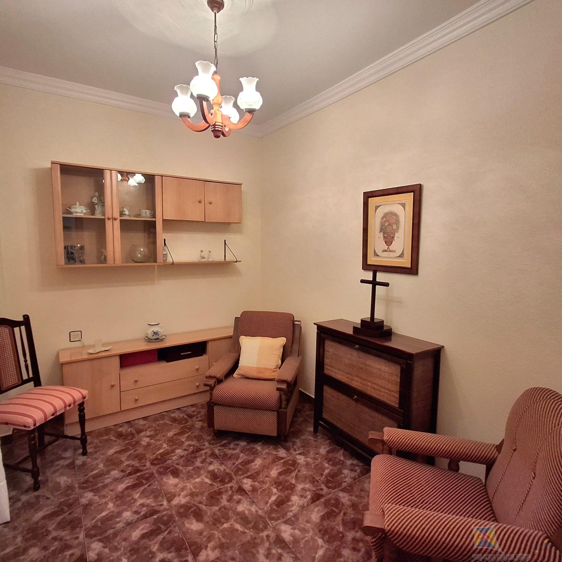 For sale of house in Láujar de Andarax