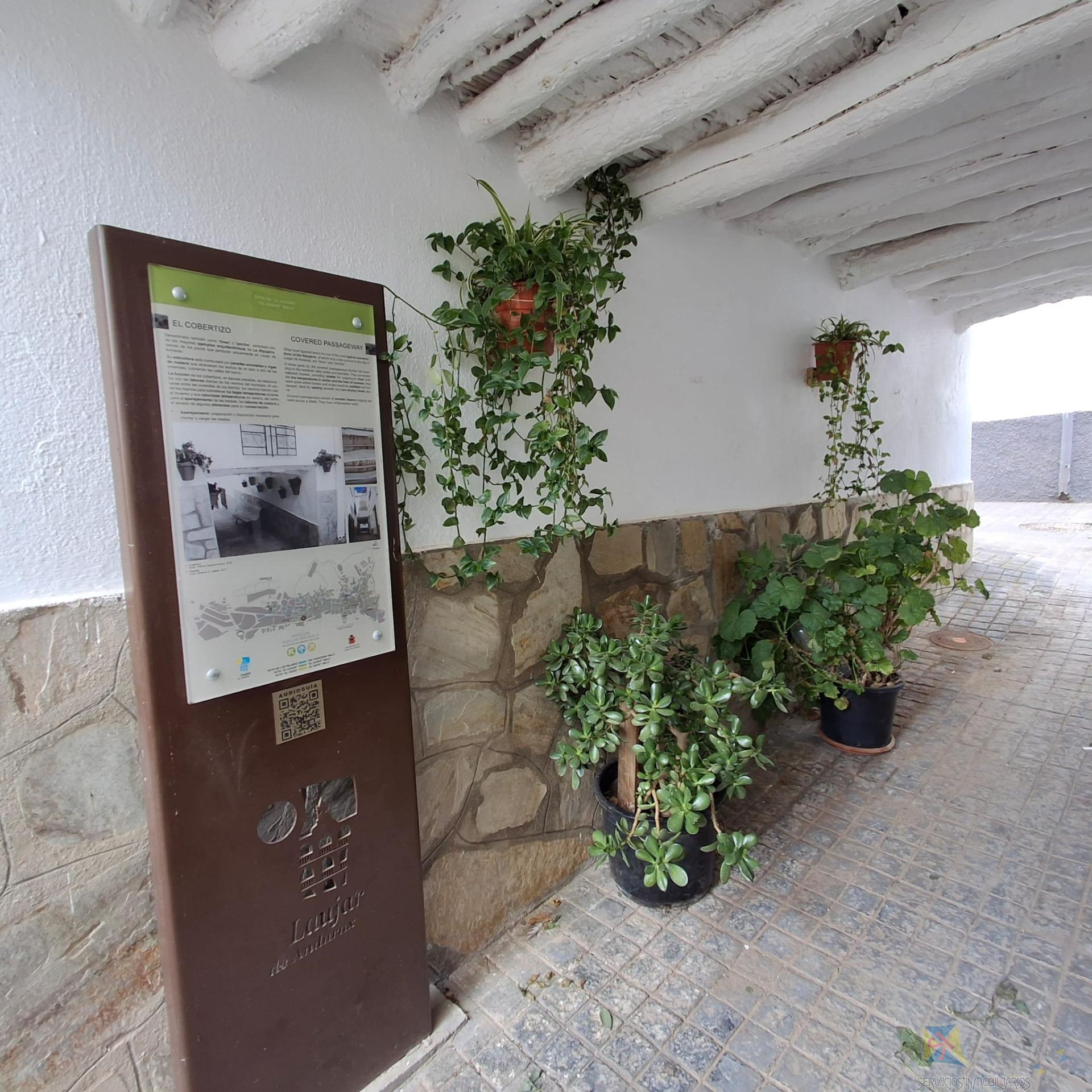 For sale of house in Láujar de Andarax